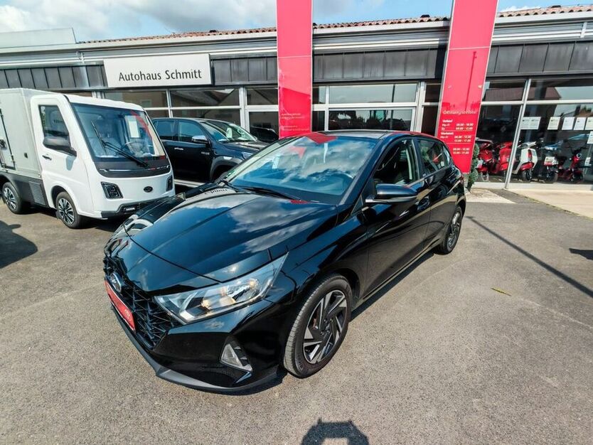 i20