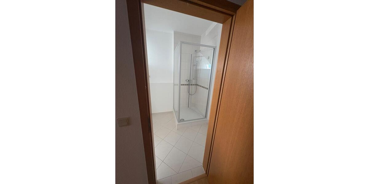 Dachgeschoßwohnung Erfurt - 5 Zimmer, 196 m&sup2;, 2.156&euro; | Angebot:26264396