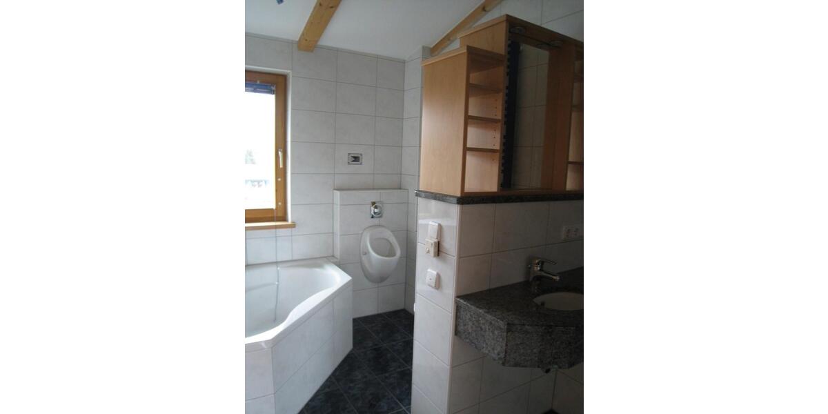 Einfamilienhaus Vilsbiburg - 2 Zimmer, 89 m&sup2;, 1.000&euro; | Angebot:26132825