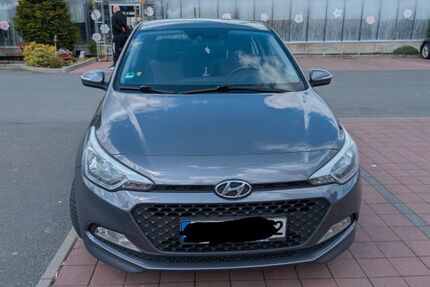 Hyundai i20 105.000 km 7.300 &euro; Veitsbronn 90587