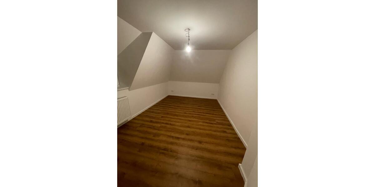 Dachgeschoßwohnung Heringen (Werra) - 2 Zimmer, 46 m&sup2;, 400&euro; | Angebot:25613844