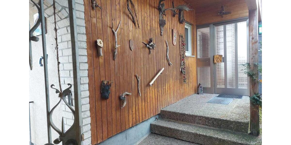 Einfamilienhaus Korbach - 8 Zimmer, 189 m&sup2;, 272.000&euro; | Angebot:26426978