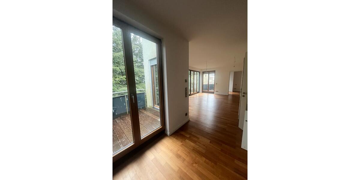 Etagenwohnung Ottobrunn - 2.5 Zimmer, 70 m&sup2;, 1.950&euro; | Angebot:25975833