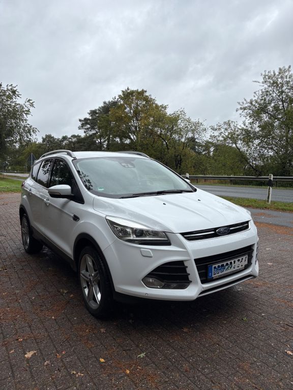 Ford Kuga 173.000 km 11.500 € Syke 28857