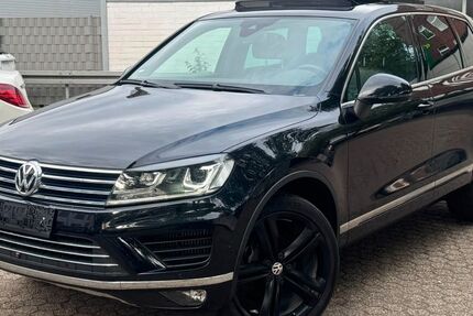 VW Touareg 150.000 km 21.700 &euro; Düsseldorf 40233