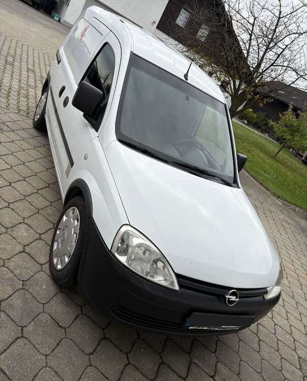 Opel Combo 85.837 km 4.299 € Stubenberg 94166