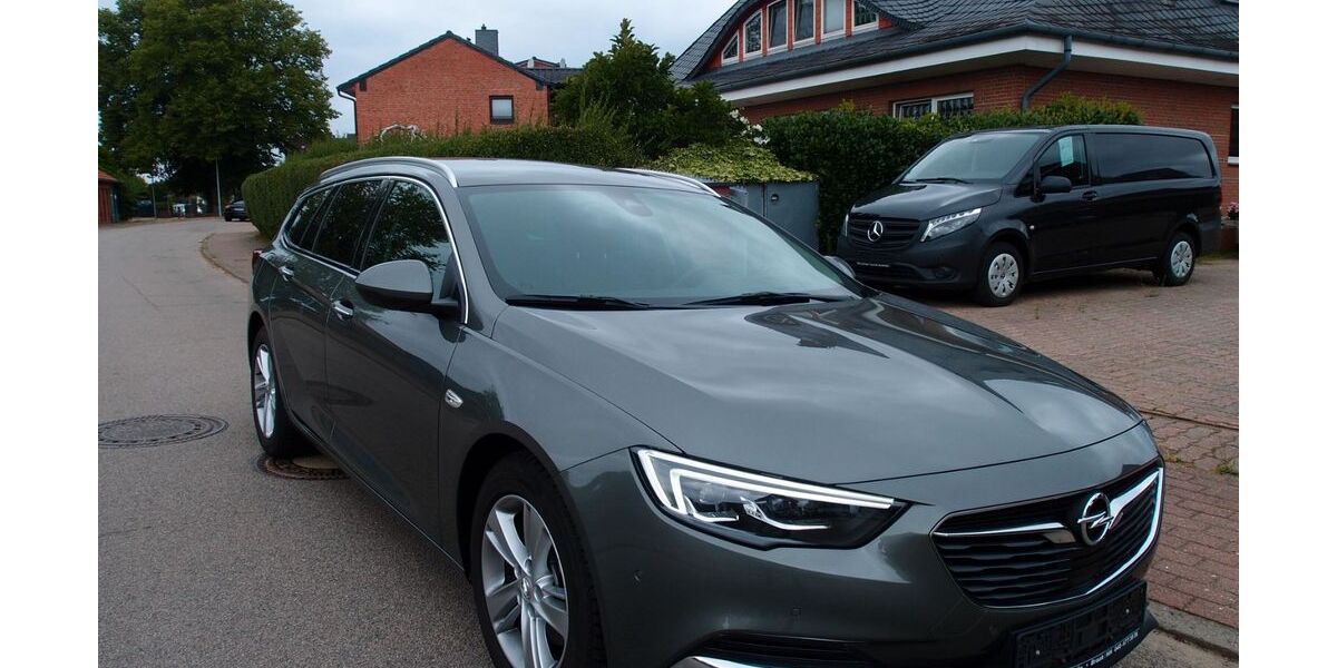 Opel Insignia 28.833 km 19.990 &euro; Braak 22145