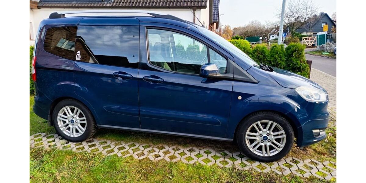 Ford Tourneo Courier 155.392 km 4.500 &euro; Glinde 21509