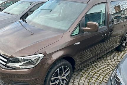 VW Caddy 77.000 km 20.400 &euro; Stuttgart 70378