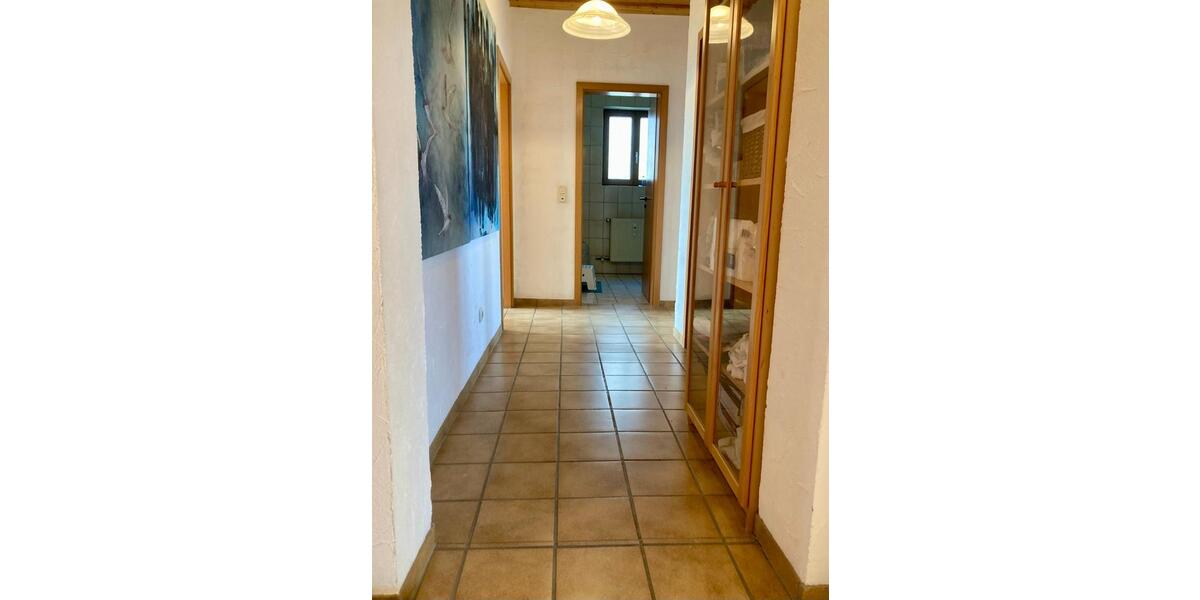 Etagenwohnung Hallstadt - 5 Zimmer, 120 m&sup2;, 1.150&euro; | Angebot:26232118
