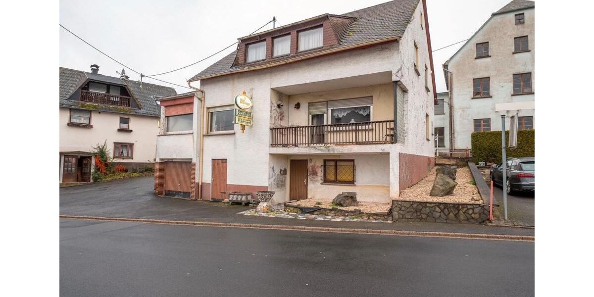 Einfamilienhaus Uersfeld - 5 Zimmer, 215 m&sup2;, 1.200&euro; | Angebot:26699374