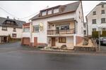 Einfamilienhaus Uersfeld - 5 Zimmer, 215 m&sup2;, 1.200&euro; | Angebot:26699374