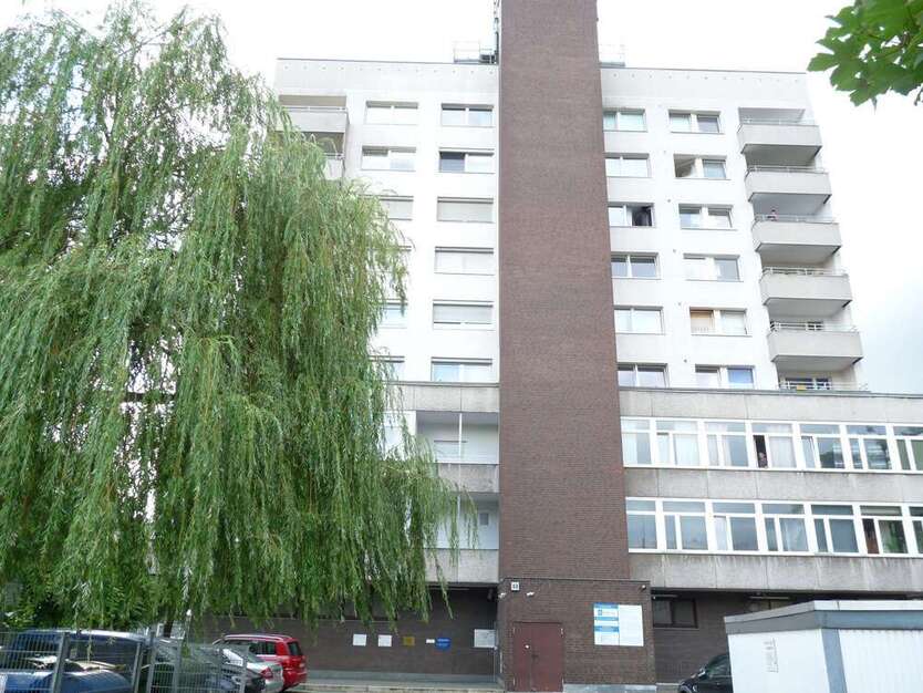 Wohnung zum Kaufen in Langenhagen 85.000 € 40.83 m²