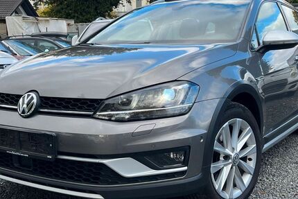 VW Golf 195.000 km 11.990 € Frankfurt 65933