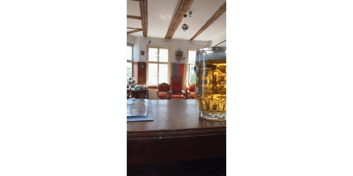 Etagenwohnung Rostock - 9 Zimmer, 20 m&sup2;, 300&euro; | Angebot:26633140