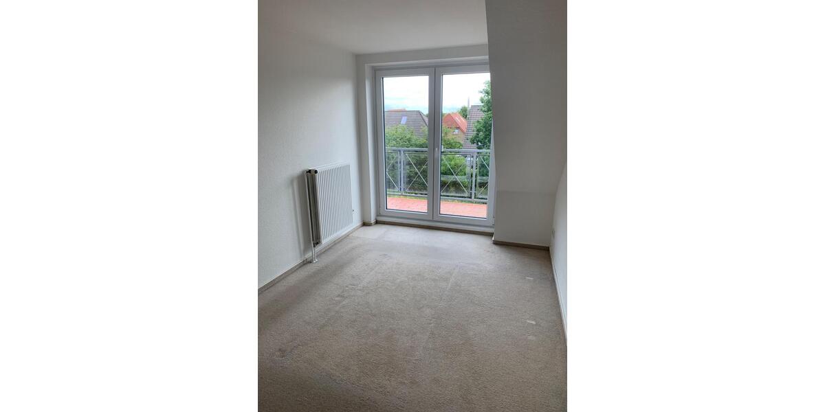 Dachgeschoßwohnung Harrislee - 4 Zimmer, 98 m&sup2;, 310.000&euro; | Angebot:27122936