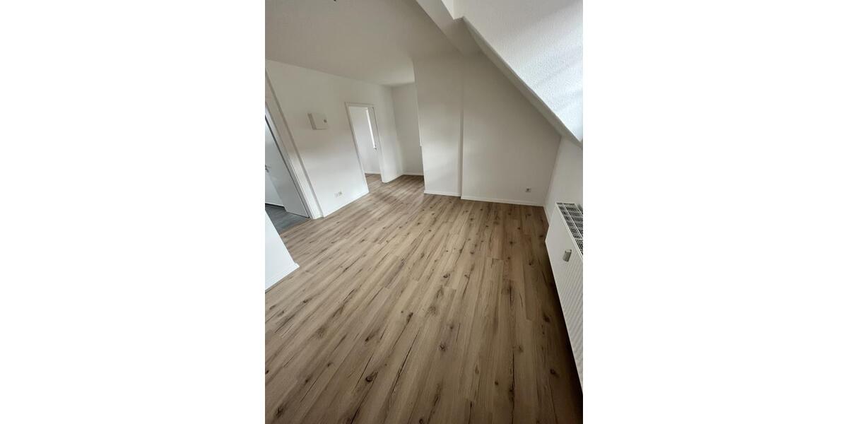 Etagenwohnung Hainichen - 2 Zimmer, 35 m&sup2;, 230&euro; | Angebot:26635767