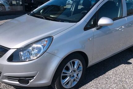 Opel Corsa 82.000 km 7.250 &euro; Öhringen 74613