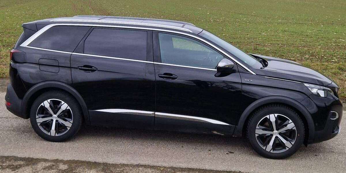 Peugeot 5008 53.500 km 26.300 &euro; Brakel, Stadt 33034