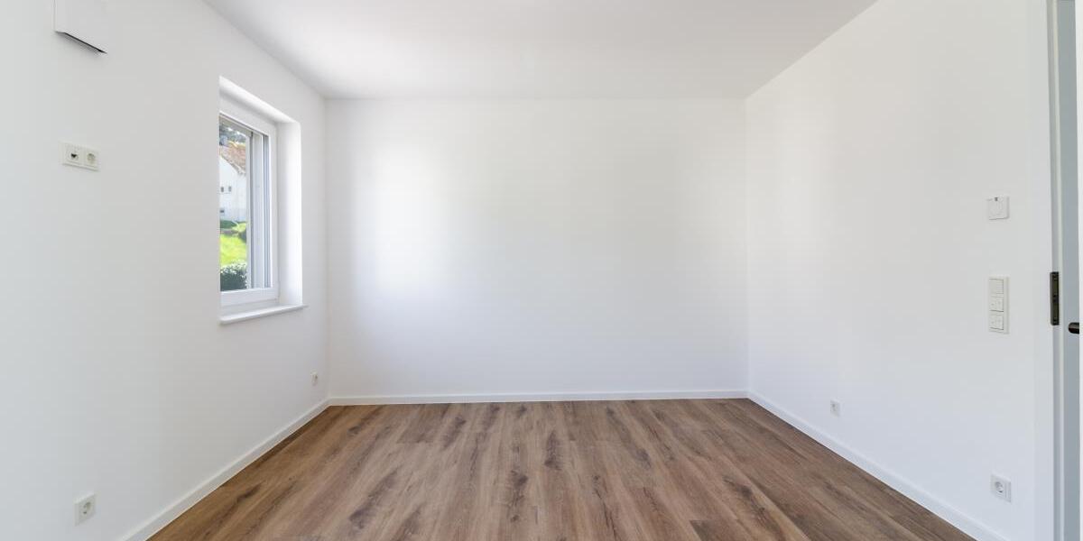 Modernes Wohnen in Trier-Irsch - Neubau mit toller Dachterrasse und Weitblick - Reihenhaus Trier Kürenz | Angebot:26368699