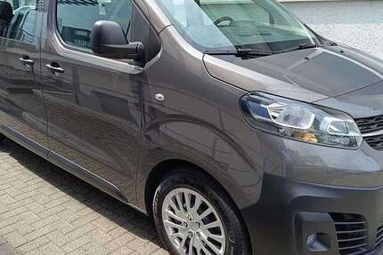 Opel Vivaro 12.950 km 33.990 € Hachenburg 57627