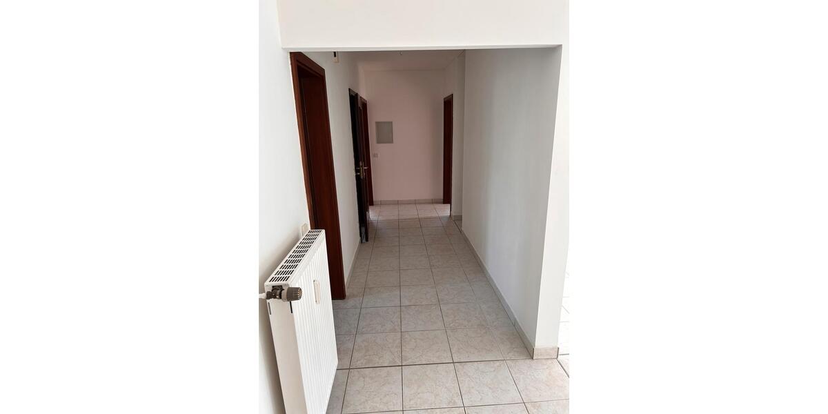 Etagenwohnung Unkel - 3 Zimmer, 95 m&sup2;, 1.300&euro; | Angebot:26585090