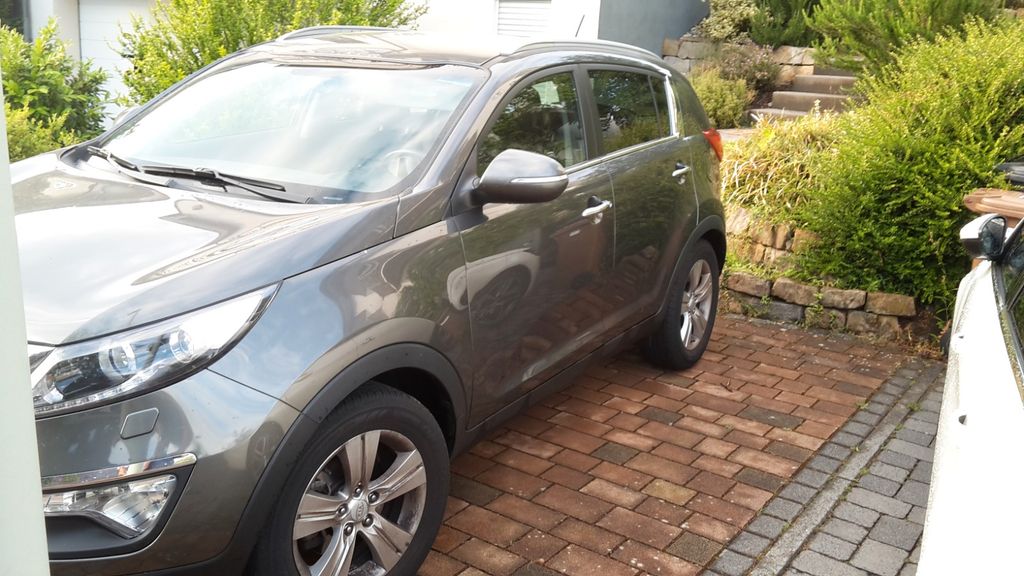 Kia Sportage 125.000 km 7.300 &euro; Frankfurt 60386
