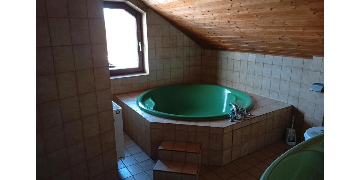 Einfamilienhaus Neuenstadt am Kocher - 6 Zimmer, 179 m&sup2;, 479.000&euro; | Angebot:23079735