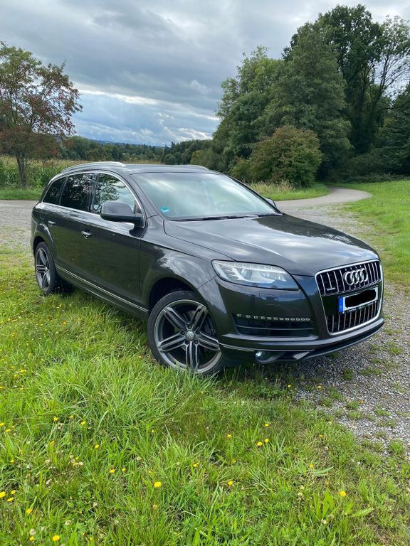 Q7