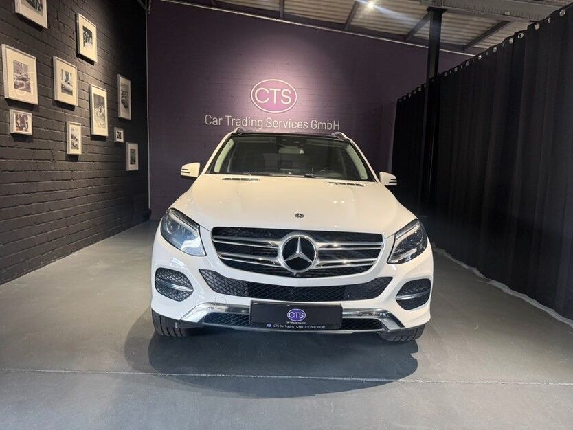 Mercedes-Benz GLE 350 73.000 km 45.900 € Düsseldorf 40476