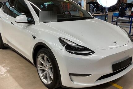 Tesla Model Y 158.373 km 27.990 &euro; Weinstadt 71384