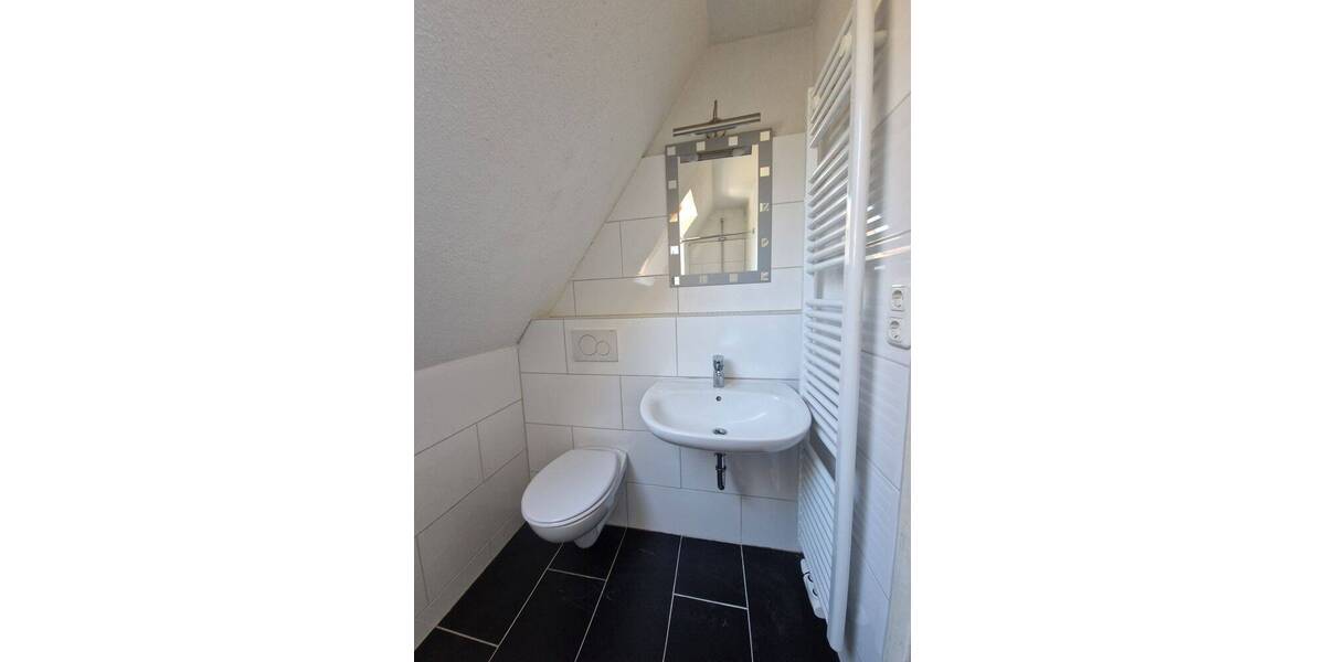 Einfamilienhaus Zetel / Neuenburg Neuenburg - 7 Zimmer, 162 m&sup2;, 217.000&euro; | Angebot:26886133