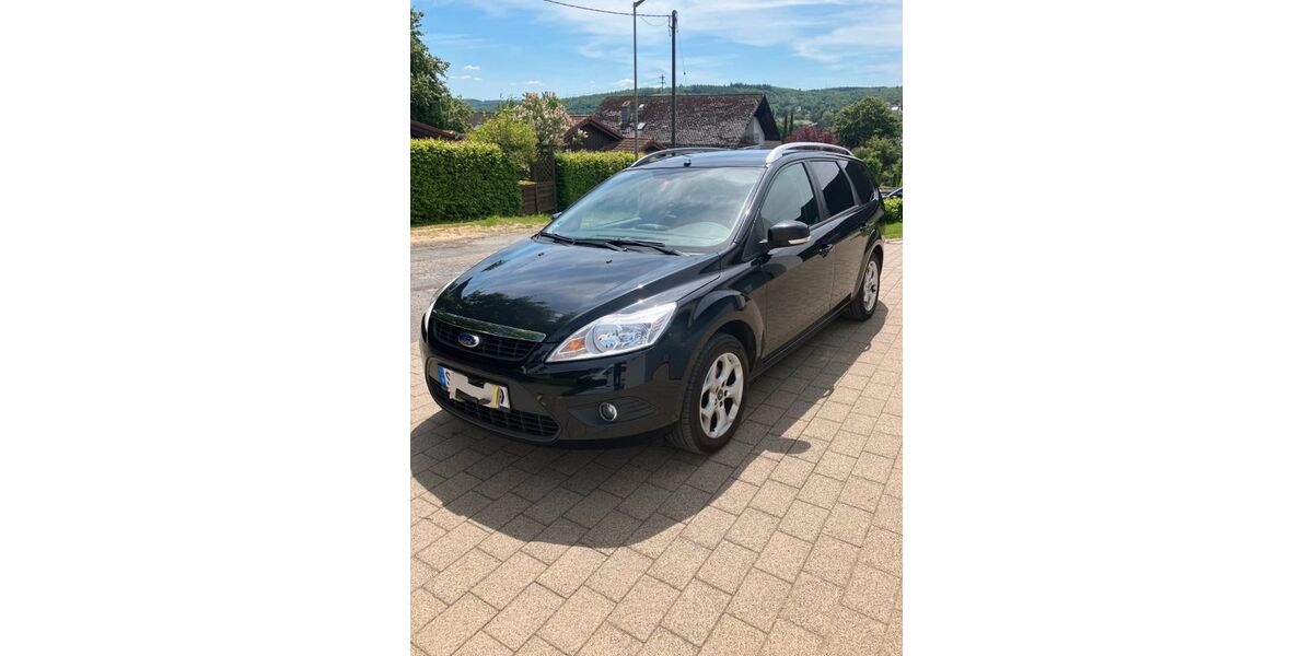 Ford Focus 210.000 km 2.299 &euro; Kreuztal, Stendenbach 57223
