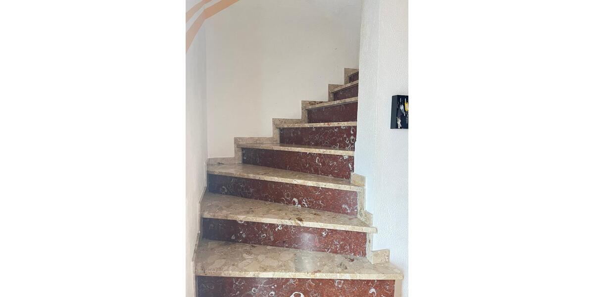 Bauernhaus, Landhaus Schenklengsfeld - 6 Zimmer, 156 m&sup2;, 120.000&euro; | Angebot:26857849