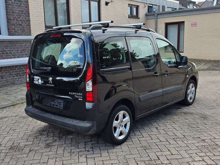 Peugeot Partner 104.600 km 8.250 € Baesweiler 52499