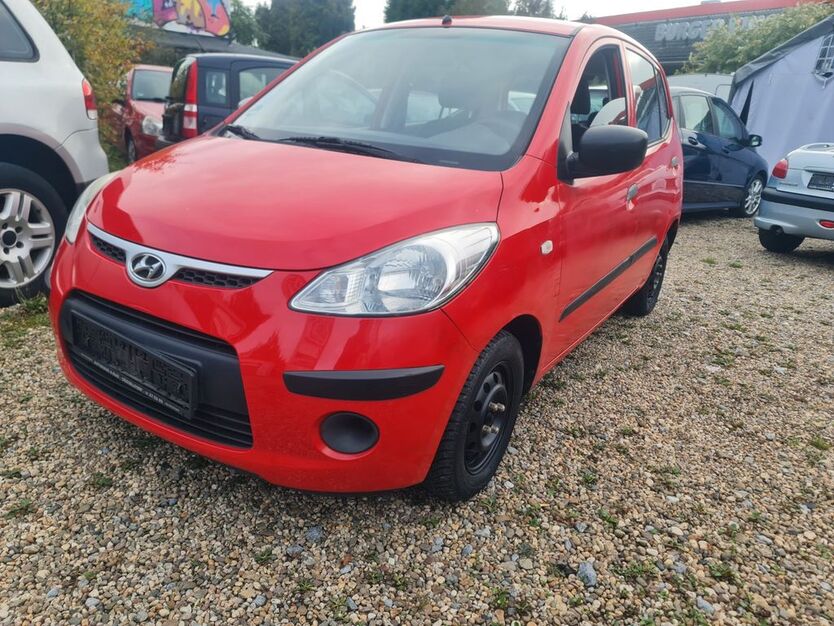Hyundai i10 84.000 km 2.640 € Düsseldorf 40549