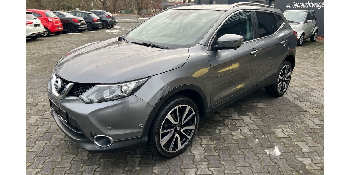 Nissan Qashqai 118.000 km 11.399 &euro; Jaderberg 26349
