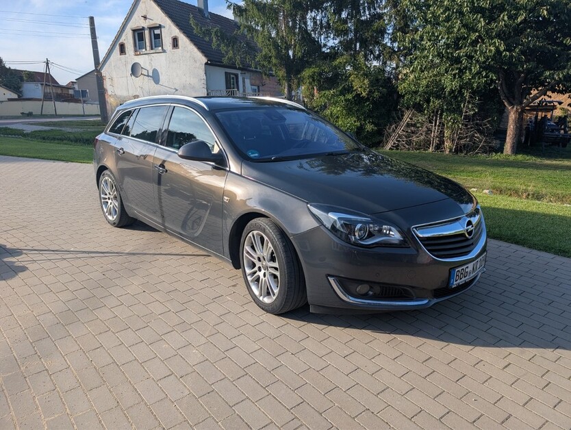 Opel Insignia Sports Tourer 158.600 km 8.500 € Könnern 06420