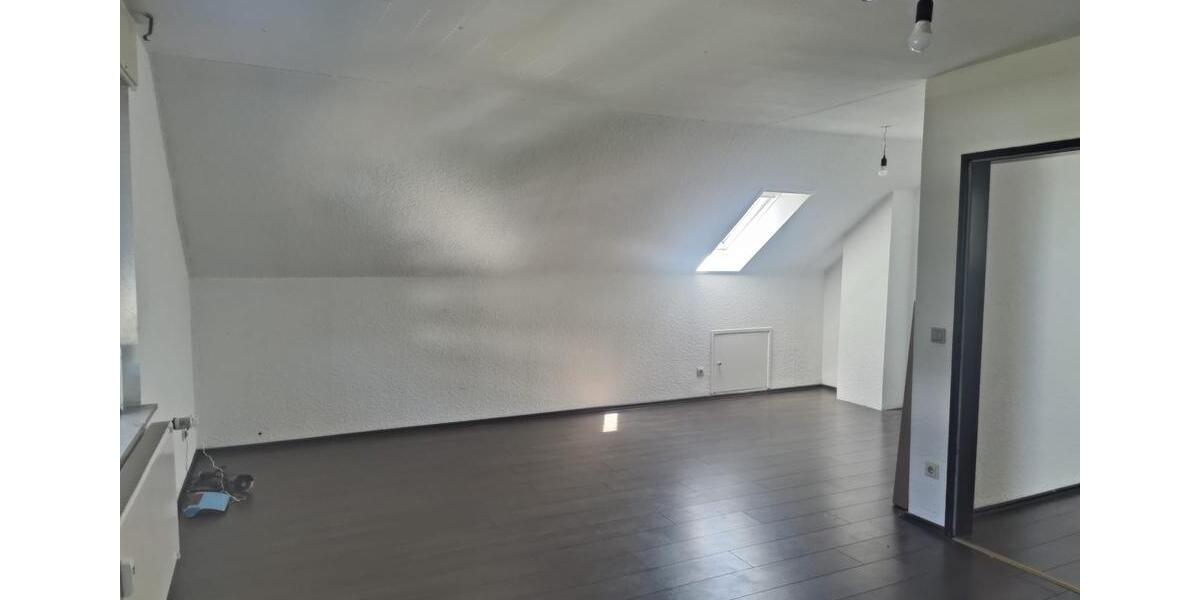 Dachgeschoßwohnung Isselburg - 3 Zimmer, 56 m&sup2;, 560&euro; | Angebot:26386974