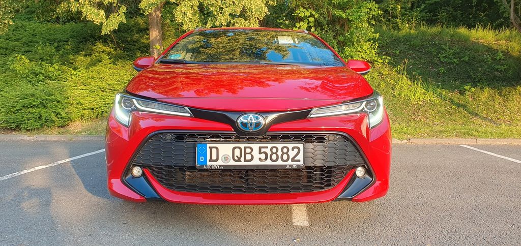 Toyota Corolla 75.000 km 19.000 &euro; Düsseldorf 40468