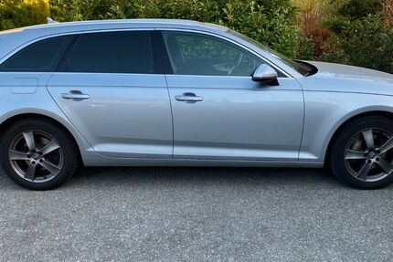 Audi A4 181.000 km 15.200 &euro; LANDSHUT 84032
