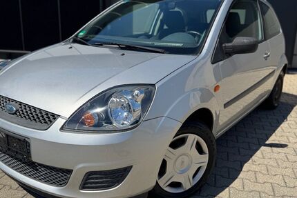 Ford Fiesta 149.000 km 2.499 € Eppelheim 69214