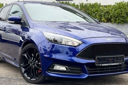 Ford Focus 139.877 km 13.970 &euro; Mainhausen 63533