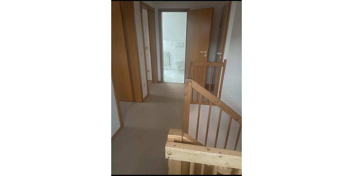 Etagenwohnung Markt Erlbach - 4.5 Zimmer, 110 m&sup2;, 280.000&euro; | Angebot:26823797