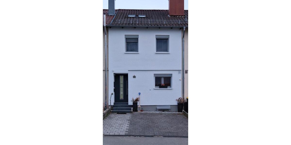 Reihenhaus Reutlingen Sondelfingen - 4 Zimmer, 98 m&sup2;, 370.000&euro; | Angebot:26681448