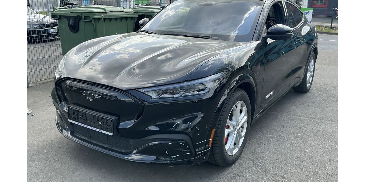 Ford Mustang Mach-E 36.677 km 33.500 &euro; Eitorf 53783