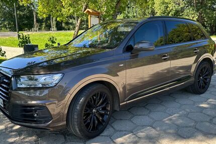 Audi Q7 320.000 km 17.444 &euro; Zittau 02763