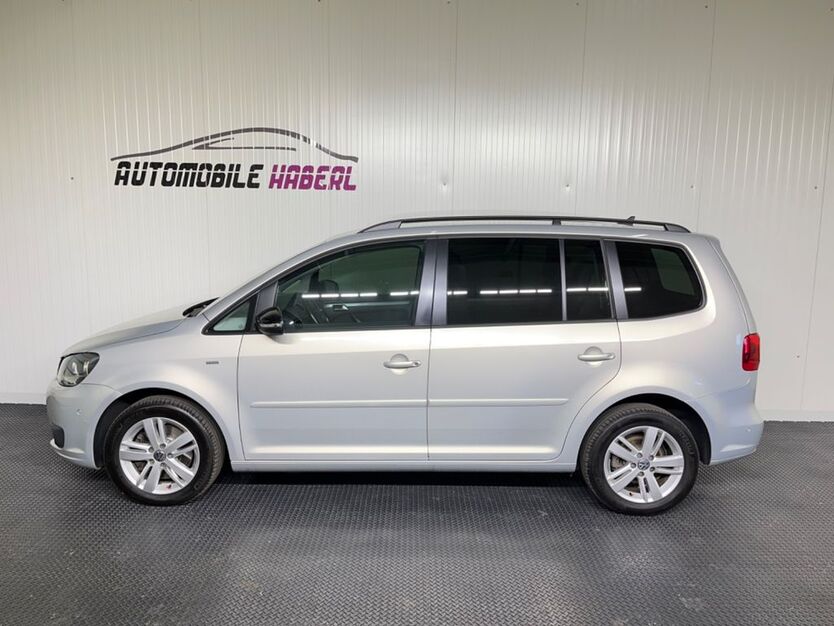 VW Touran 108.257 km 10.500 € Windischeschenbach 92670