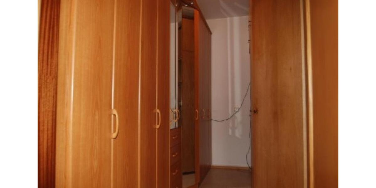 Etagenwohnung Köln Lindenthal - 4 Zimmer, 131 m&sup2;, 419.000&euro; | Angebot:26338811