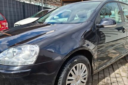 VW Golf 212.000 km 699 &euro; Walldorf (bei Heidelberg) 69190